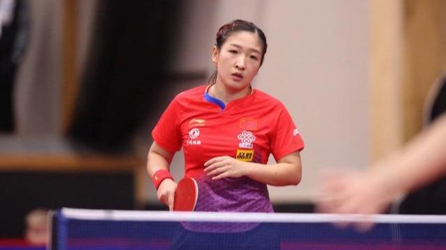 赛中显得尤 赛中显得尤