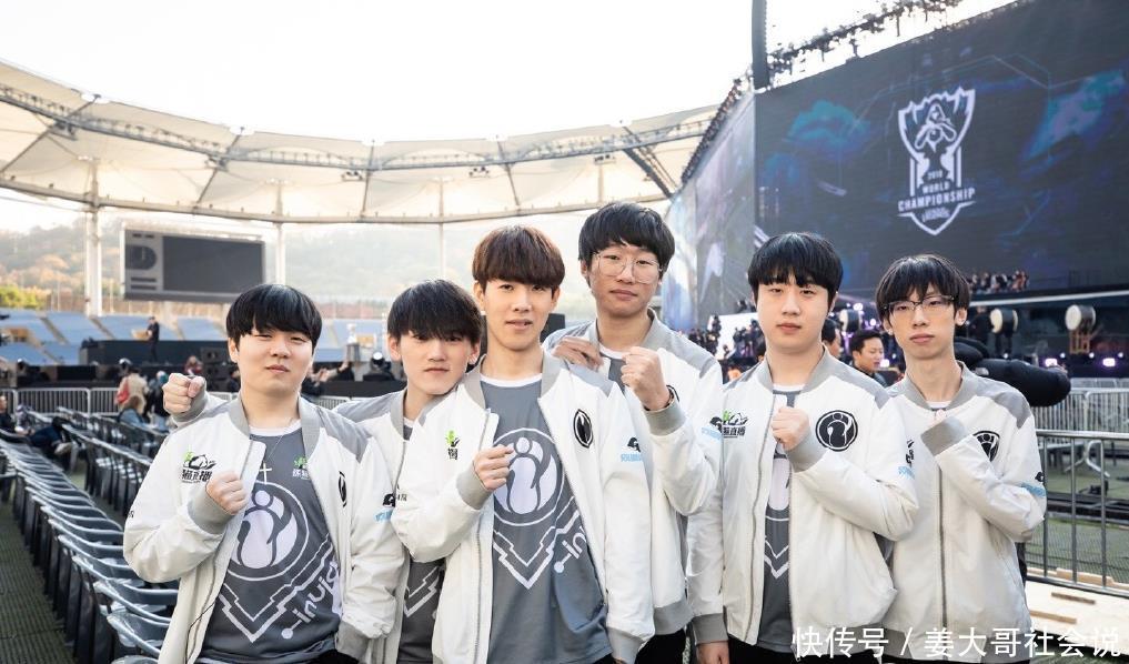 随着新教练 随着新教练