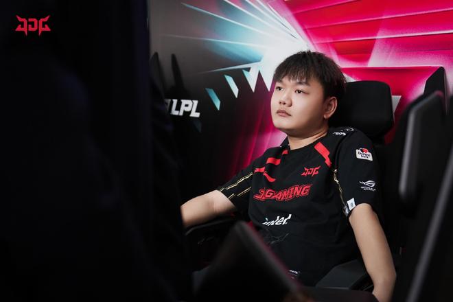 比赛中形成 比赛中形成