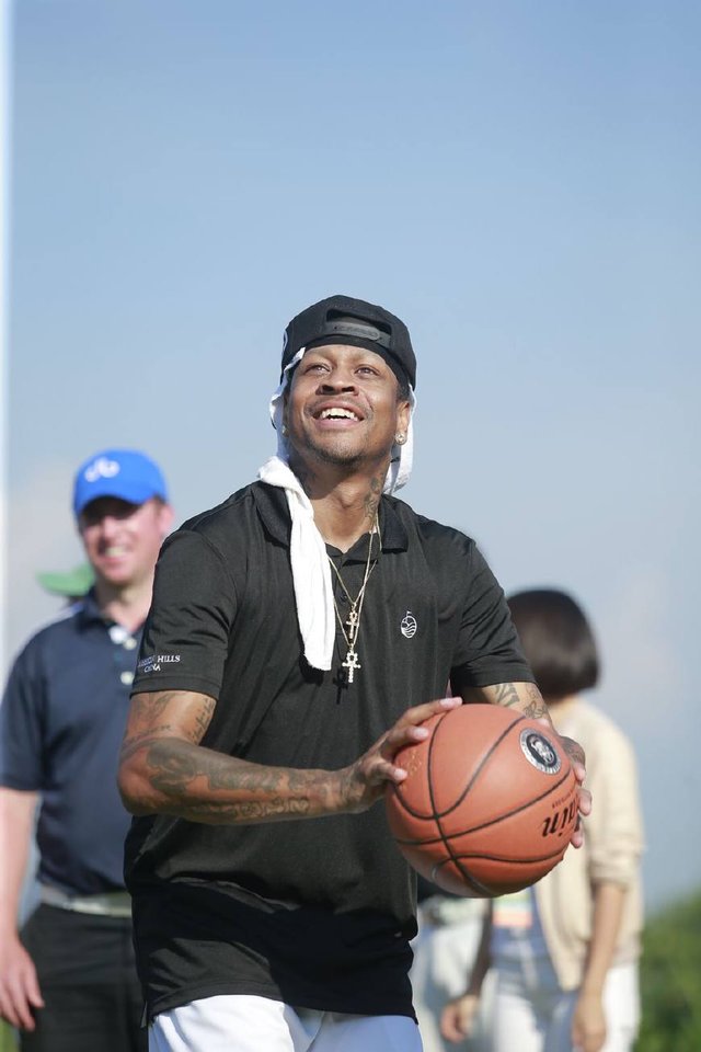 马刺通过 马刺通过